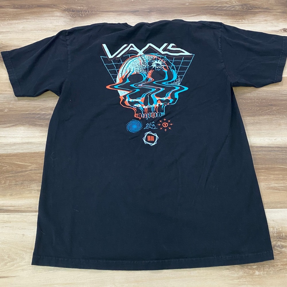 Vans Graphic T-Shirt Medium Skater Skull Glitch Cotton Classic Fit Black